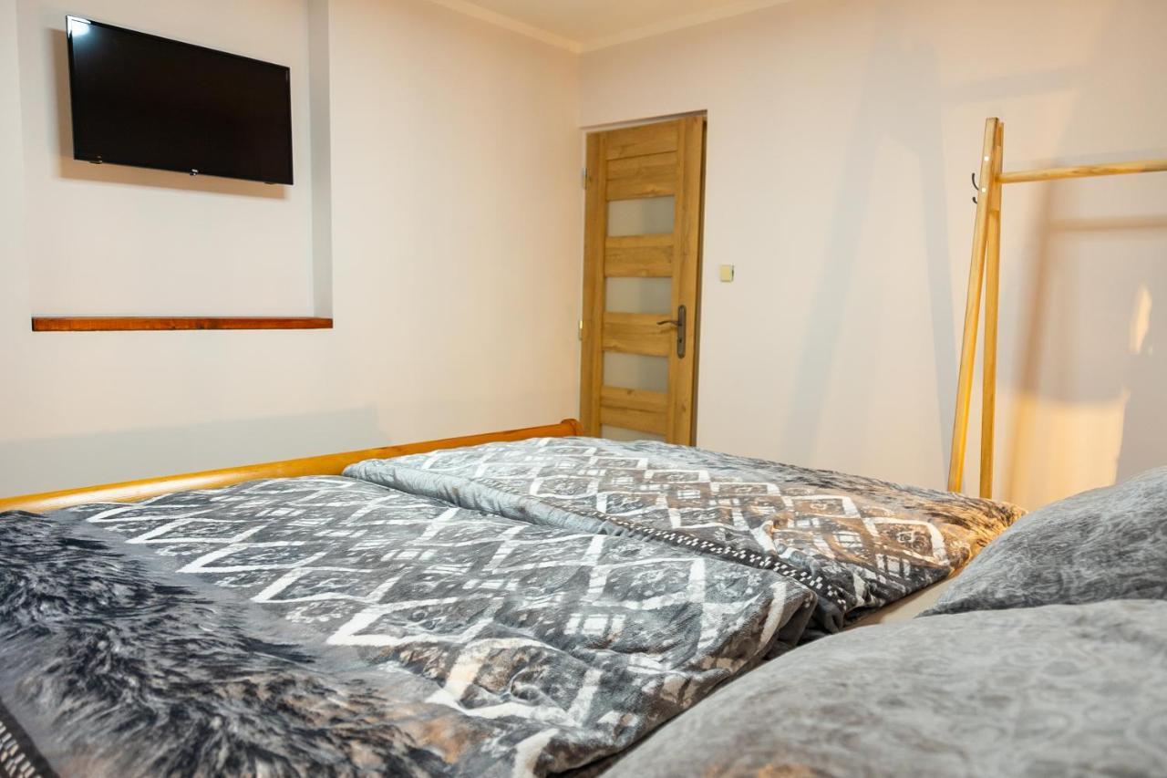 Villa Prazdninovy Dum Valdik Loket Esterno foto